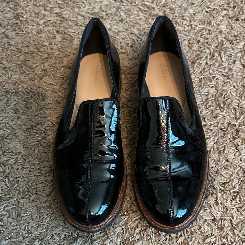 Clarks Women's Shiny Black Loafers